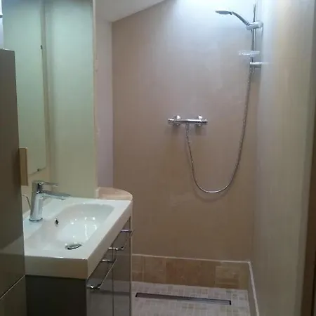 Duplex Climatise T5 En Hyper Centre * Agen